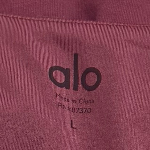 Alo Yoga Soft Sculpt Long Sleeve Comfy Athletic in Color Mars Clay Size L - Picture 8 of 10